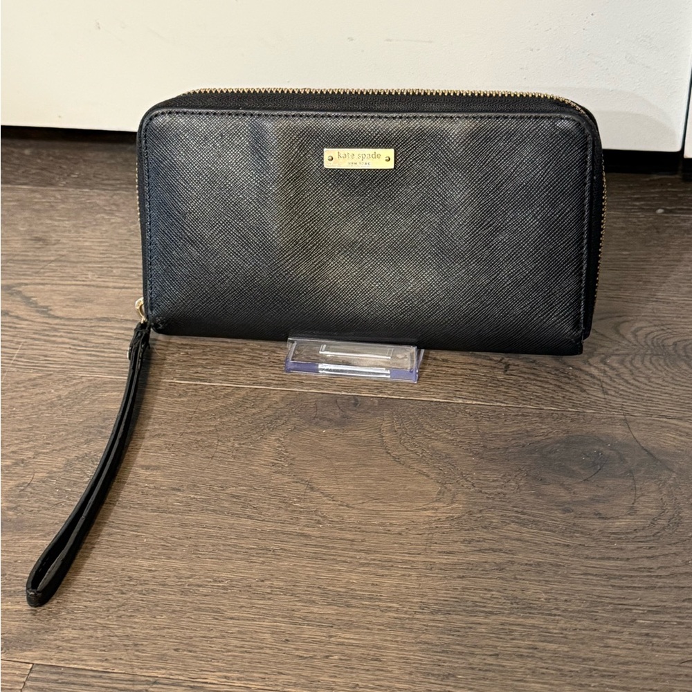 kate spade Black Saffiano Leather Zip-Around Wristlet Wallet